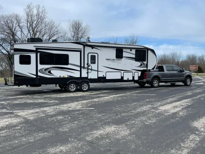 Used 2022 Grand Design Reflection 31MB