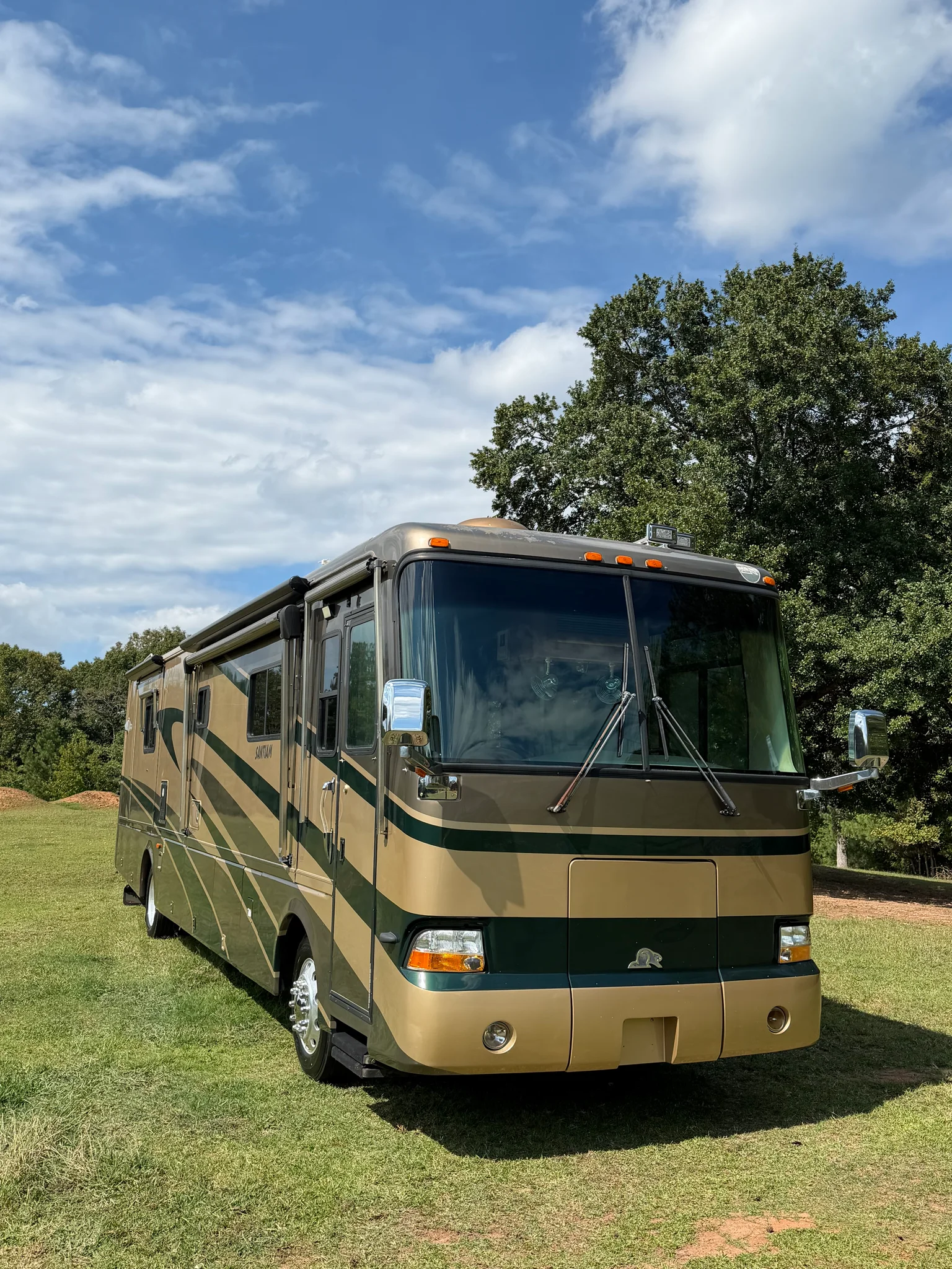 2004 BEAVER SANTIAM exterior