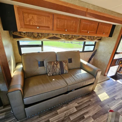 2016 WINNEBAGO SIGHTSEER photo 8