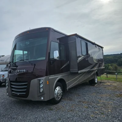Used 2016 Winnebago Sightseer 33C