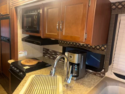 2016 THOR MOTOR COACH A.C.E. photo 5