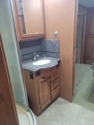 2009 TIFFIN MOTORHOMES PHAETON photo 20
