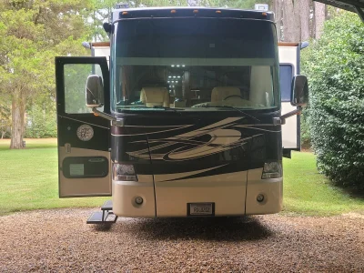 2009 TIFFIN MOTORHOMES PHAETON photo 9