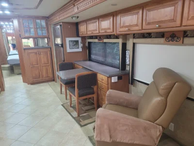 2009 TIFFIN MOTORHOMES PHAETON photo 11