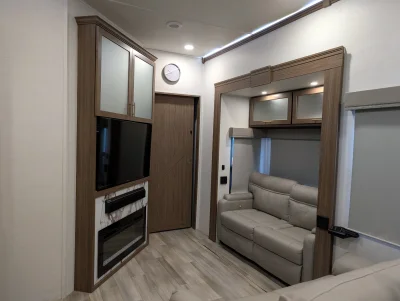 2024 ALLIANCE RV AVENUE photo 18