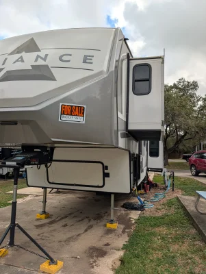 2024 ALLIANCE RV AVENUE photo 2