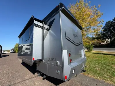 2022 Renegade Vienna photo 8