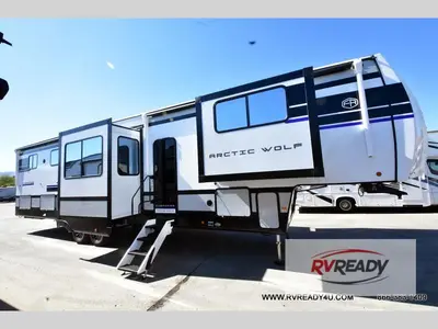 New 2027 Forest River Cherokee Arctic Wolf 3950 Suite