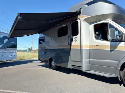 2020 Tiffin Motorhomes Wayfarer photo 12