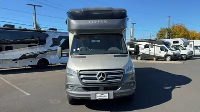 2020 Tiffin Motorhomes Wayfarer photo 7