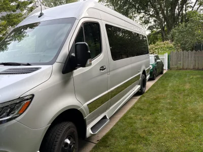 2023 GRECH RV TERRENO-ION AWD photo 4