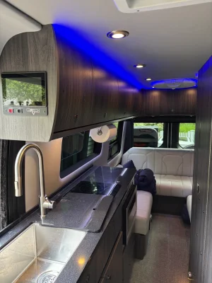 2023 GRECH RV TERRENO-ION AWD photo 18