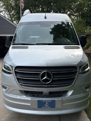 2023 GRECH RV TERRENO-ION AWD photo 2