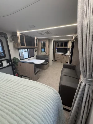 2025 GRAND DESIGN IMAGINE XLS photo 5