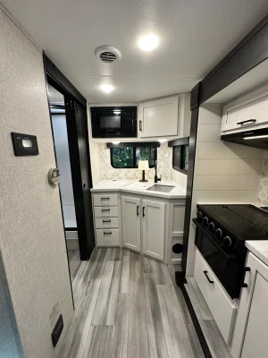 2024 JAYCO JAY FEATHER photo 7