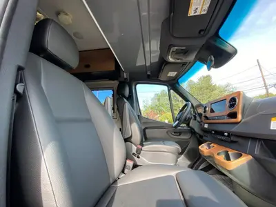 2025 Winnebago Revel photo 33