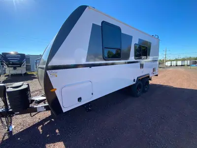 2027 Winnebago Micro Minnie photo 4