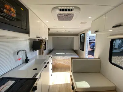 2027 Winnebago Micro Minnie photo 29