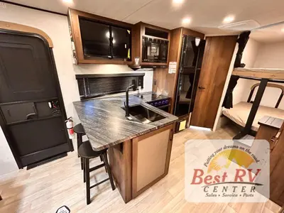 2027 Keystone Bullet Crossfire photo 24