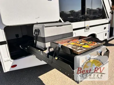 2027 Thor Motor Coach Four Winds photo 6