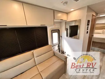 2027 Thor Motor Coach Four Winds photo 31