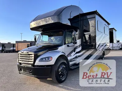 2027 Thor Motor Coach Inception photo 8