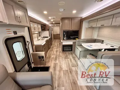 2027 Thor Motor Coach Inception photo 31