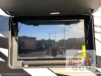 2027 Thor Motor Coach Inception photo 3