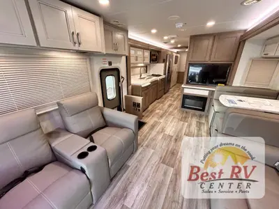 2027 Thor Motor Coach Inception photo 25