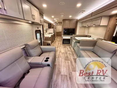 2027 Thor Motor Coach Inception photo 12