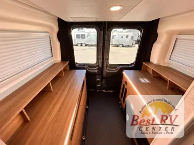2027 Thor Motor Coach Talavera photo 48