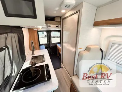 2027 Thor Motor Coach Talavera photo 15