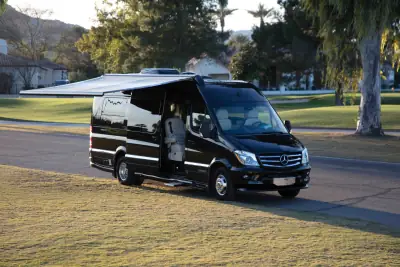 2018 AIRSTREAM INTERSTATE photo 2