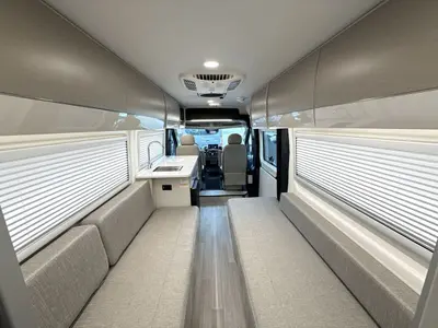 2027 Thor Motor Coach Tellaro photo 43