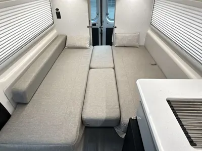 2027 Thor Motor Coach Tellaro photo 37