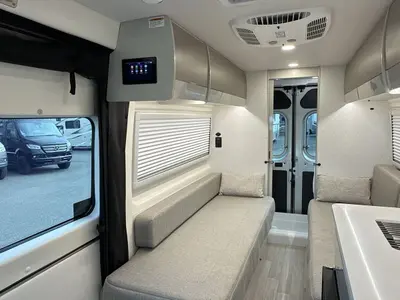 2027 Thor Motor Coach Tellaro photo 29