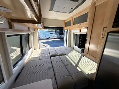 2027 Coachmen Beyond photo 44