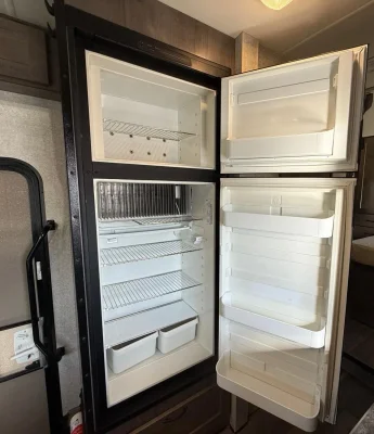 2020 WINNEBAGO MINNIE WINNIE photo 11