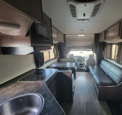 2020 WINNEBAGO MINNIE WINNIE photo 8