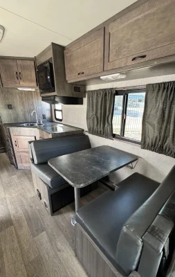 2020 WINNEBAGO MINNIE WINNIE photo 9