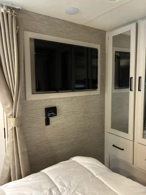 2021 THOR MOTOR COACH CHATEAU photo 9