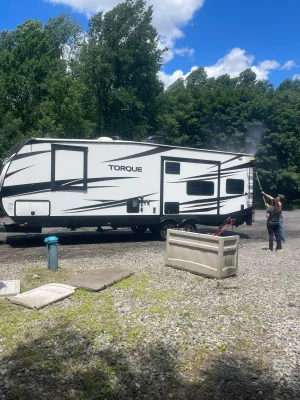2021 HEARTLAND TORQUE photo 6