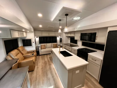 2025 BRINKLEY MODEL Z photo 8
