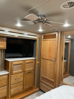 2021 TIFFIN MOTORHOMES ALLEGRO RED photo 22