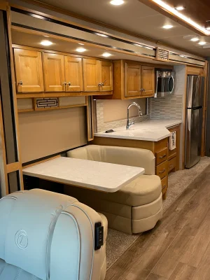 2021 TIFFIN MOTORHOMES ALLEGRO RED photo 18