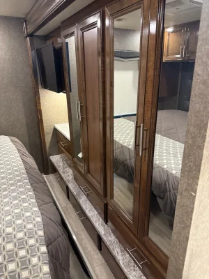 2020 THOR MOTOR COACH CHALLENGER photo 20