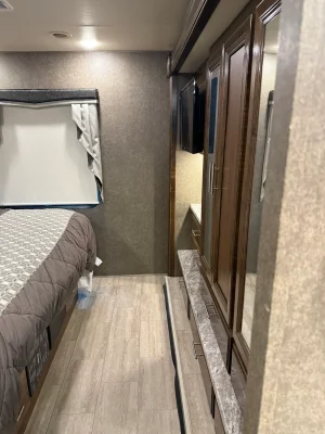 2020 THOR MOTOR COACH CHALLENGER photo 22