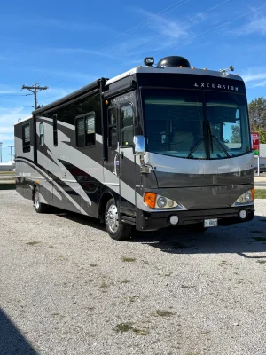 Used 2006 Fleetwood Excursion 39S