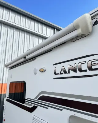 2020 Lance 850 Truck Camper photo 19