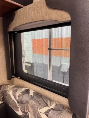 2020 Lance 850 Truck Camper photo 34